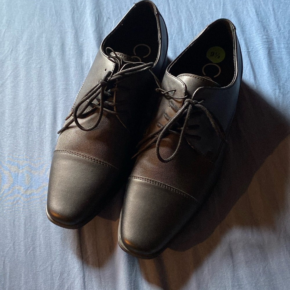 Brand new Calvin Klein dress shoes